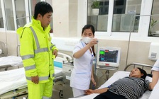 CSGT Đà Nẵng vượt lũ đưa sản phụ vỡ ối đến bệnh viện cấp cứu