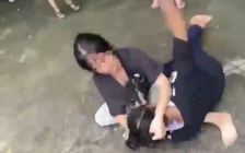 TP.HCM: Công an xác minh clip một số nữ sinh đánh nhau ở bờ sông