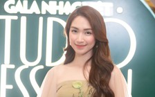 Ca sĩ Hòa Minzy được trao Giải thưởng Thanh niên sống đẹp năm 2025