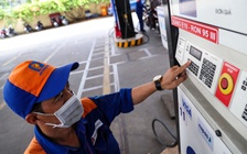 Giá xăng dầu hôm nay 3.10.2025: Giữ đà lao dốc về mức thấp nhất 4 tháng