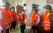Thường trực Ban Bí thư: 'Không để người dân vùng lũ thiếu đói, thiếu an toàn'