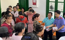 Trao yêu thương đến bệnh nhân vùng lũ Huế