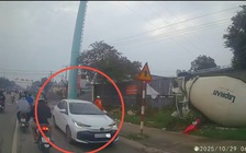 Tài xế ô tô đi ngược chiều để 'tiết kiệm thời gian' bị CSGT phạt 19 triệu