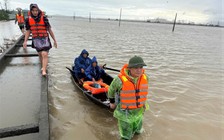 Hà Tĩnh: Mưa lớn gây ngập nhà dân