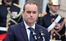 Thủ tướng Pháp từ chức sau chưa đầy một tháng