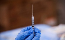 Giới khoa học bác bỏ nghiên cứu 'vắc xin Covid-19 làm tăng nguy cơ ung thư'