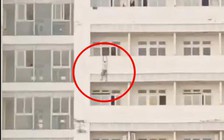 Điều tra vụ người đàn ông rơi từ lầu 8 bệnh viện xuống đất tử vong