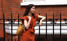 Diện váy dài đến công sở, thanh lịch và phong cách