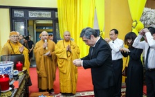 Lãnh đạo TP.HCM viếng trưởng lão hòa thượng Thích Trí Tịnh