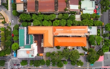 Độc đáo trụ sở UBND phường Sài Gòn cổ hơn nhà thờ Đức Bà ở TP.HCM