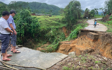 Không khí lạnh tăng cường, miền Trung mưa lớn, miền Bắc đón đợt rét đầu tiên