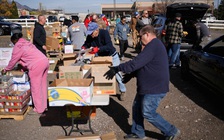 Chính phủ Mỹ yêu cầu các bang dừng việc trợ cấp toàn bộ tem phiếu thực phẩm