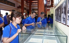 Đoàn cán bộ tuyên giáo, phóng viên TP.HCM thăm các địa chỉ đỏ báo chí cách mạng