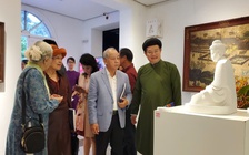 'Trình làng' loạt tác phẩm mỹ thuật quý do các nghệ sĩ danh tiếng tặng Huế