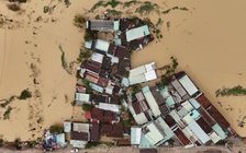 Mưa lớn khiến nhiều khu vực phía đông tỉnh Gia Lai ngập sâu