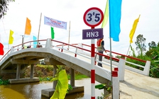 Báo Thanh Niên khánh thành cây cầu mơ ước của người dân Tà Teng