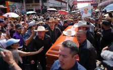 Một thị trưởng Mexico bị bắn chết giữa đông người