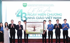 Trường ĐH Y khoa Phạm Ngọc Thạch: Bác sĩ người Lào viết thơ tri ân thầy cô