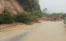 Khánh Hòa: Sạt lở khu vực đèo Cổ Mã và đèo Cả trong ngập lụt lịch sử
