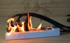 3 loại thiết bị tuyệt đối không cắm vào ổ điện nối dài