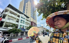 Buôn bán vỉa hè có thể vào 'khung' đóng thuế?