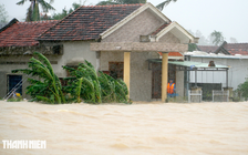 Thiệt hại mưa lũ miền Trung tăng nhanh, đã có 68 người chết và mất tích