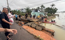 Tái thiết miền Trung sau ngập lụt: Báo Thanh Niên cứu trợ rốn lũ Hòa Xuân