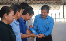 Công đoàn hỗ trợ 1,5 tỉ đồng giúp người lao động Gia Lai sau mưa lũ