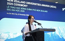 Vừa nhận học bổng chính phủ, nữ sinh TP.HCM san sẻ ngay cho đồng bào vùng lũ