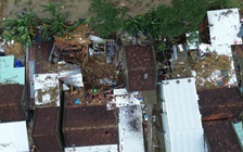 Rốn lũ Hòa Thịnh nhìn từ flycam: Làng quê ngổn ngang sau nước rút