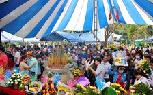 Lễ giỗ 240 năm ở Côn Đảo có gì khiến khách nôn nao?