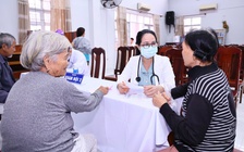 Giám đốc Sở Y tế Đồng Nai kể nghĩa tình đến vùng lũ Đắk Lắk