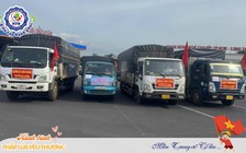 Trường tiểu học ở TP.HCM chở 30 tấn hàng hóa tặng học sinh, bà con Phú Yên