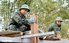 Từ đống đổ nát, 6 căn nhà tránh lũ dần hiện ra ở rốn lũ Hòa Thịnh