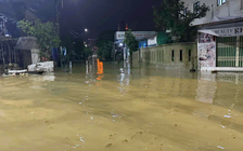 Huế ngập lụt lần 3, lũ sông Hương dự báo vượt báo động 3 khoảng 1,3 m