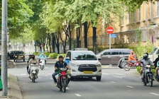 Không còn se lạnh, thời tiết TP.HCM hôm nay nắng gắt, mưa giông trở lại