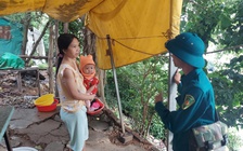 Hối hả vận động người dân rời vùng nguy hiểm trước khi bão Kalmaegi đổ bộ