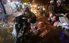 Cảnh báo mưa lớn, mưa đá cục bộ ở nhiều phường, xã TP.HCM tối nay 5.11