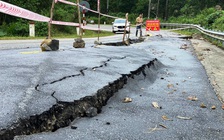 Đà Nẵng: Cận cảnh đường huyết mạch sạt lở khiến 7.000 người dân cô lập nhiều ngày