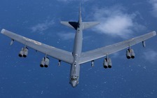 Mỹ điều 2 máy bay ném bom B-52 bay sát Venezuela