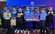 Vô địch và thăng hạng, đội bóng chuyền nam TP.HCM được khen thưởng