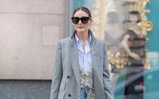 Từ hè sang thu, váy vẫn luôn được ưa chuộng nhờ cách phối đồ cực khéo