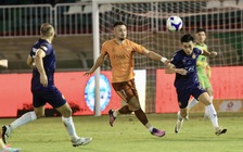 HAGL thoát đáy bảng trước khi V-League tạm nghỉ