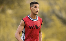 Trung vệ cao 1,95 m nhập tịch thành công: Cùng đội tuyển Việt Nam đấu Malaysia?