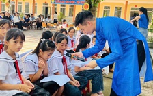 Người 'truyền lửa' dân ca ví, dặm Nghệ Tĩnh cho thế hệ trẻ