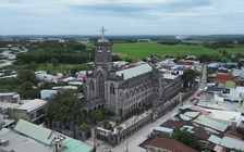 Nhà thờ duy nhất ở Đồng Nai được xây hoàn toàn bằng đá magma