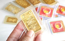 Mua bán vàng nhiều lần trong ngày, số tiền vượt 20 triệu đồng phải chuyển khoản