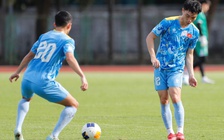 U.23 Việt Nam ‘tự dưng’ được tập sân mới đẹp mê li, sao 1,91 m quyết trắng lưới: Phải thắng Philippines