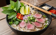 Chuyên gia: 5 loại gia vị khi ăn phở giúp hạ huyết áp cực hay!