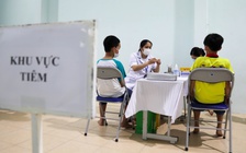 Tiêm chủng không 'chờ' dịch bệnh bùng phát